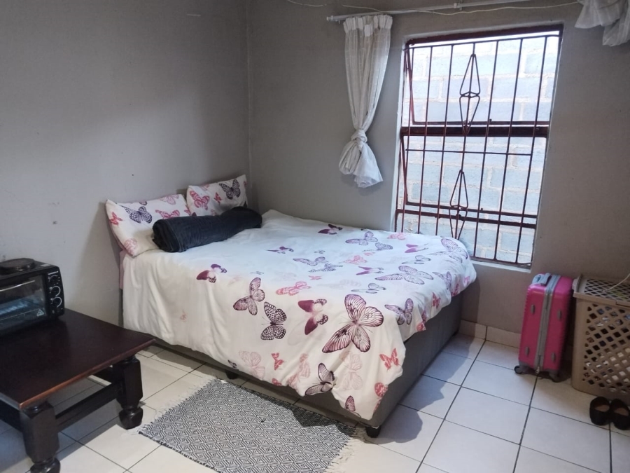 2 Bedroom Property for Sale in Norkem Park Gauteng