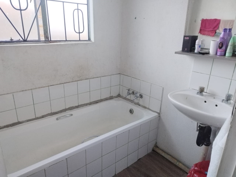 2 Bedroom Property for Sale in Norkem Park Gauteng