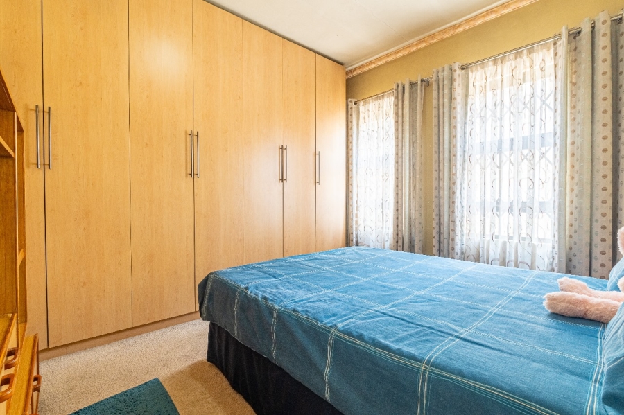 3 Bedroom Property for Sale in Buccleuch Gauteng