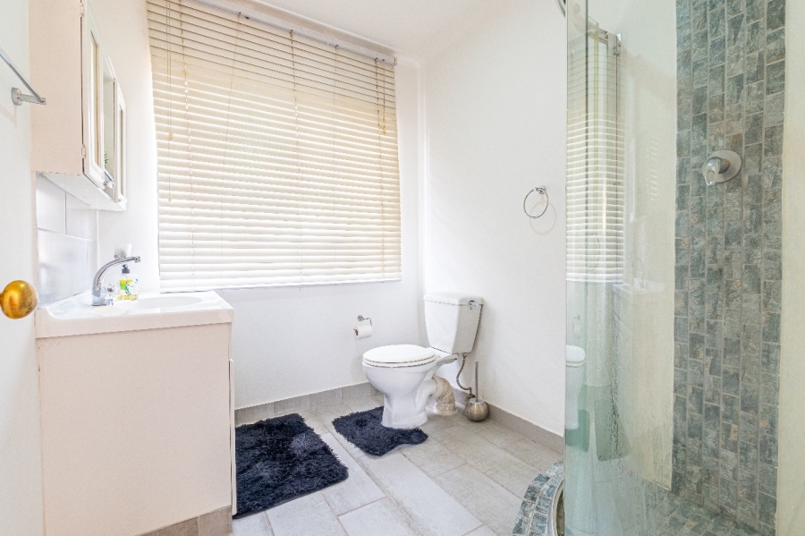 3 Bedroom Property for Sale in Buccleuch Gauteng