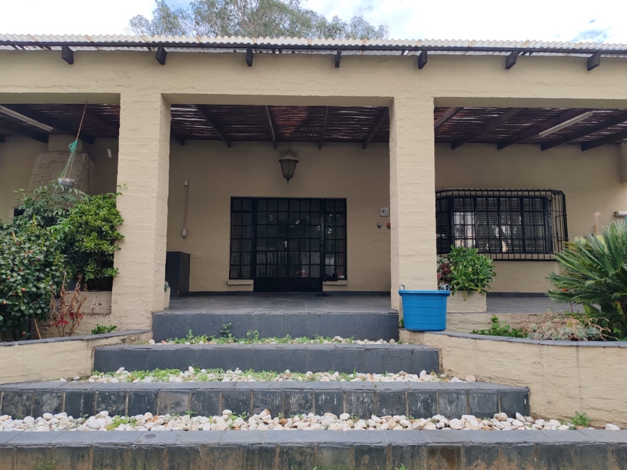 3 Bedroom Property for Sale in Buccleuch Gauteng