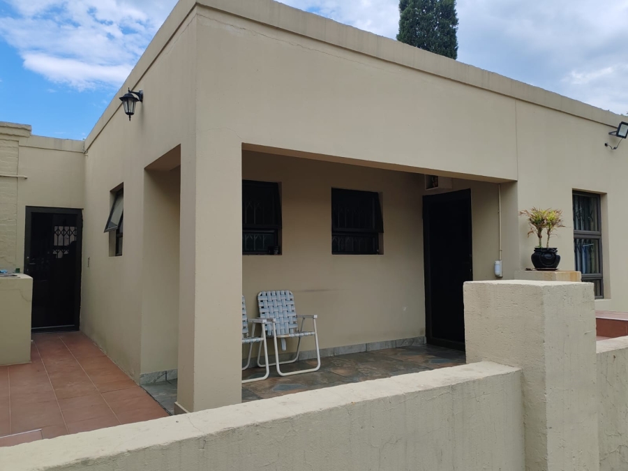 3 Bedroom Property for Sale in Buccleuch Gauteng