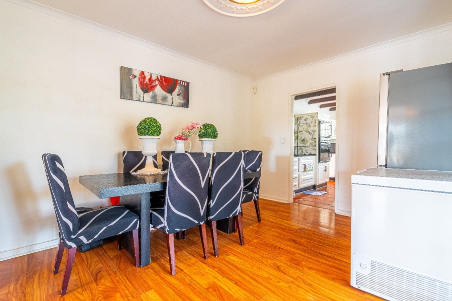 3 Bedroom Property for Sale in Buccleuch Gauteng