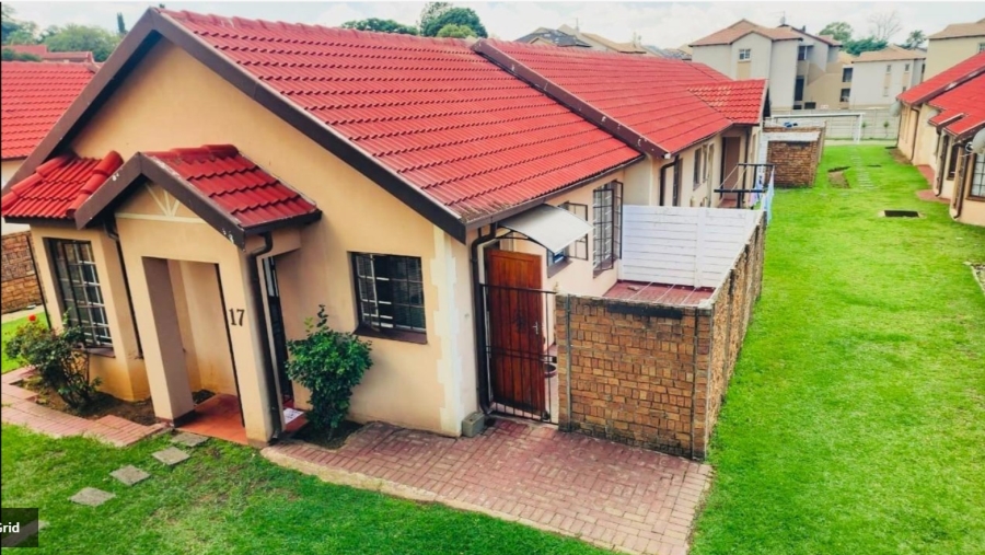 2 Bedroom Property for Sale in Meredale Gauteng