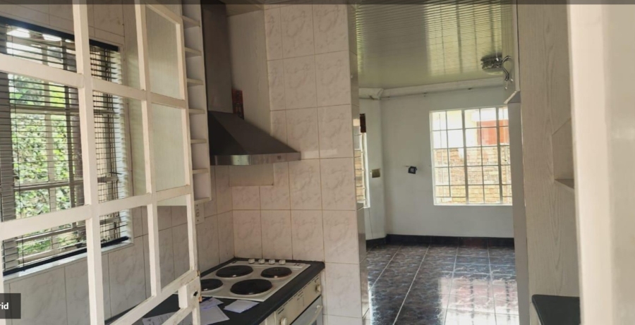 2 Bedroom Property for Sale in Meredale Gauteng
