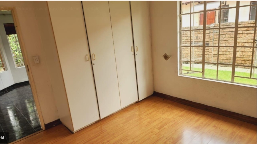 2 Bedroom Property for Sale in Meredale Gauteng