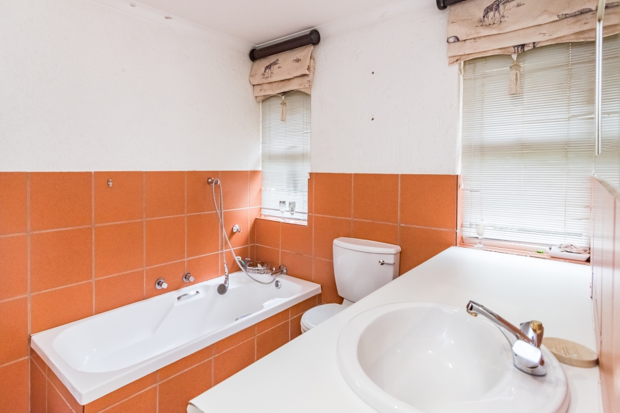 3 Bedroom Property for Sale in Noordheuwel Gauteng