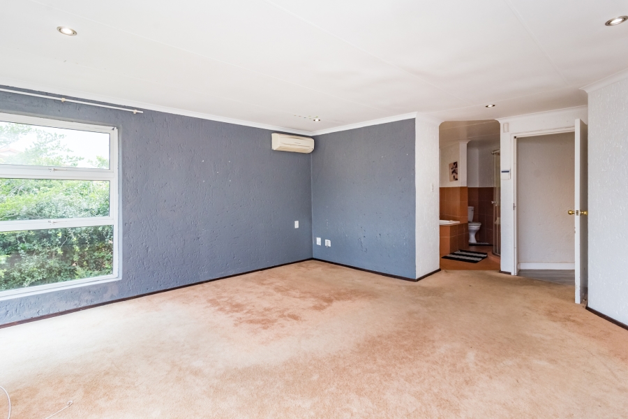 3 Bedroom Property for Sale in Noordheuwel Gauteng