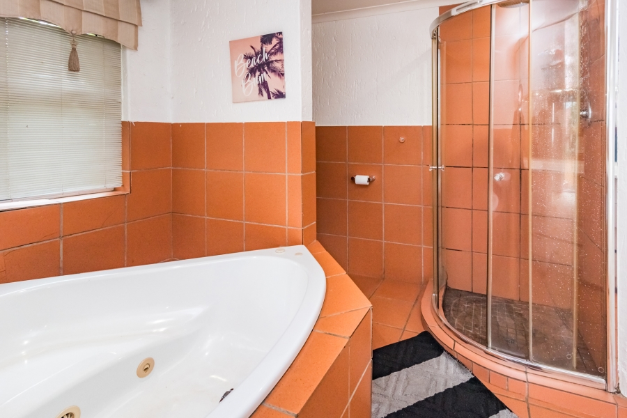 3 Bedroom Property for Sale in Noordheuwel Gauteng