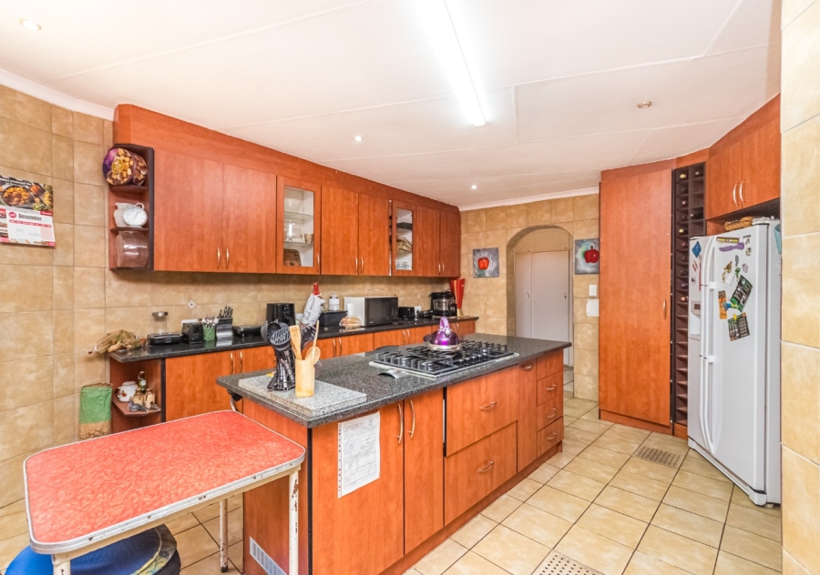 4 Bedroom Property for Sale in Valhalla Gauteng