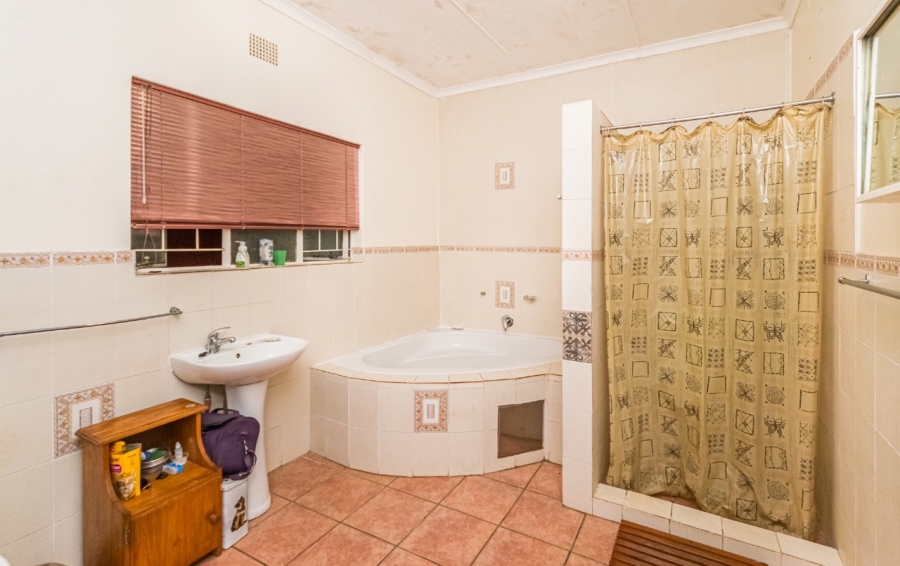 4 Bedroom Property for Sale in Valhalla Gauteng