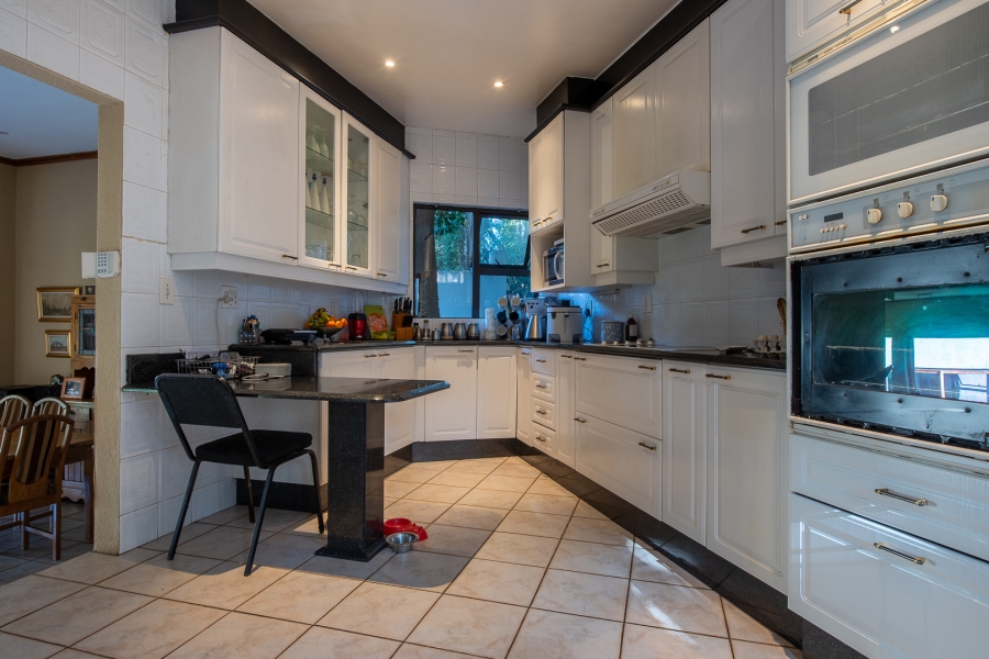 3 Bedroom Property for Sale in Glenvista Gauteng