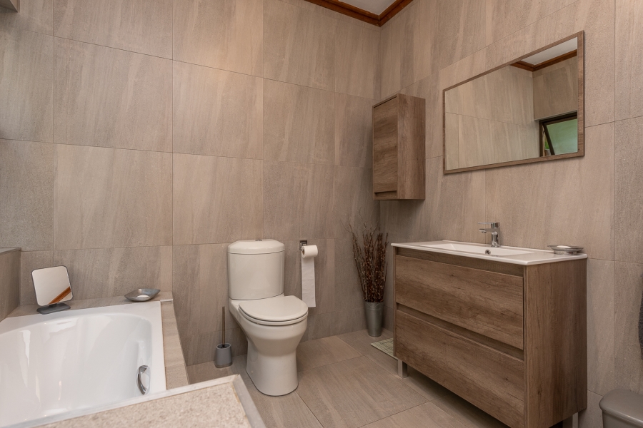 3 Bedroom Property for Sale in Glenvista Gauteng