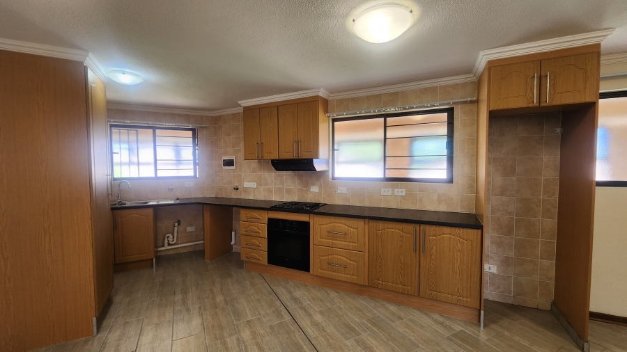 1 Bedroom Property for Sale in Garsfontein Gauteng