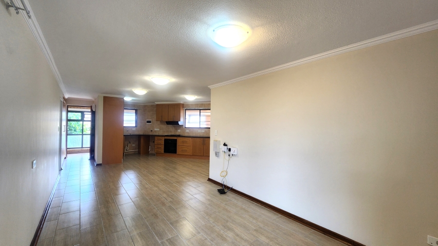 1 Bedroom Property for Sale in Garsfontein Gauteng