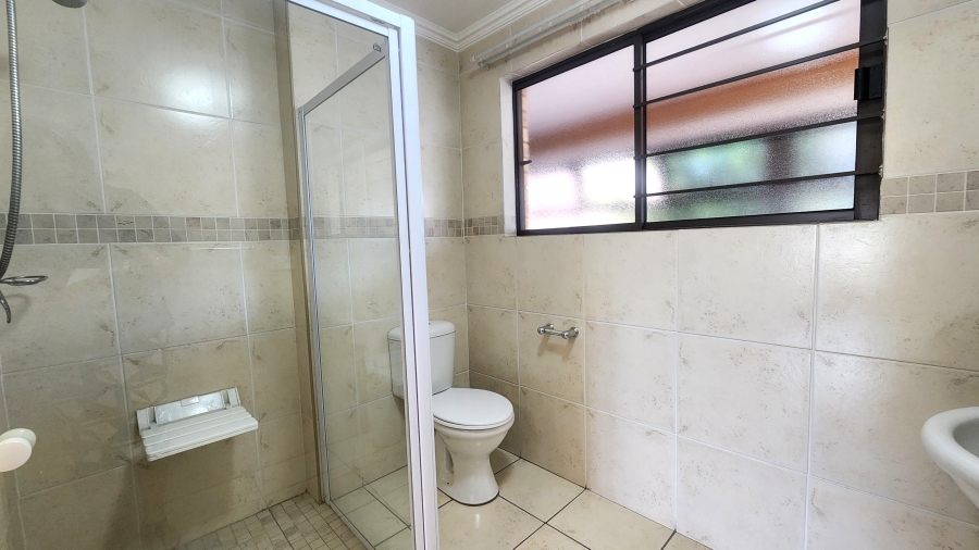 1 Bedroom Property for Sale in Garsfontein Gauteng