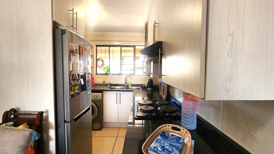 1 Bedroom Property for Sale in Garsfontein Gauteng