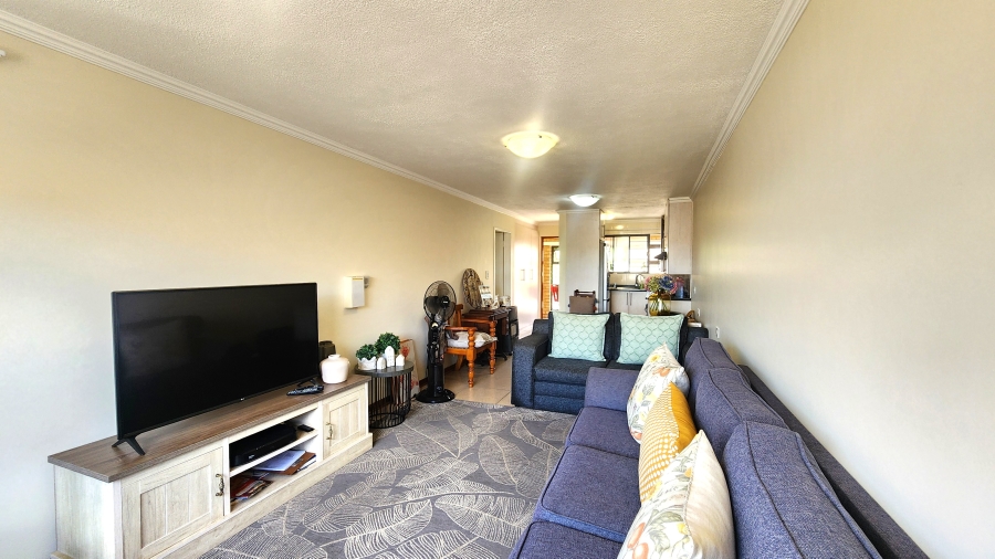 1 Bedroom Property for Sale in Garsfontein Gauteng