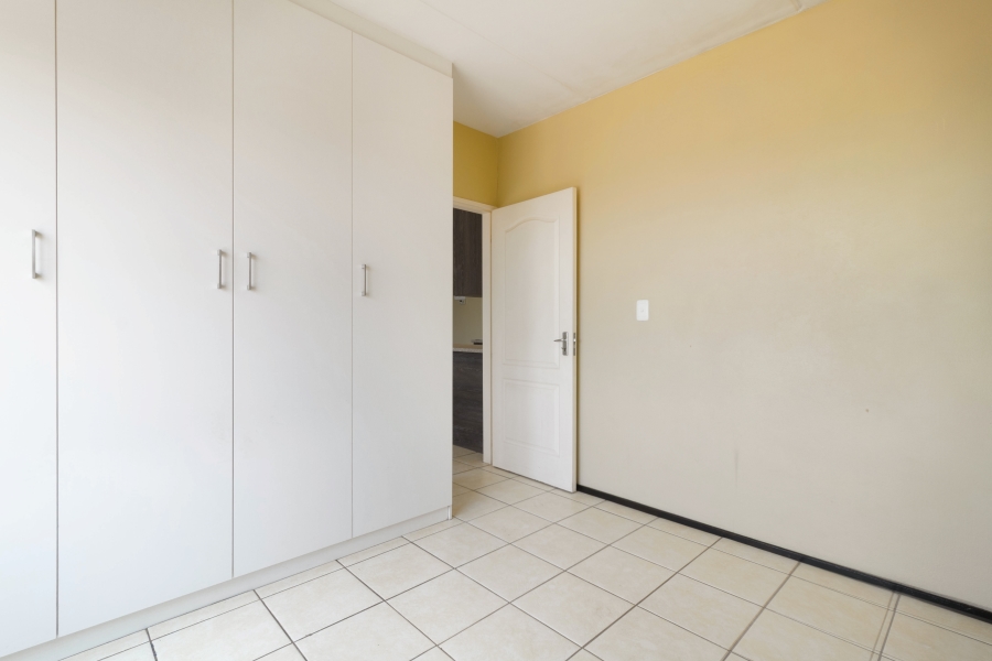 2 Bedroom Property for Sale in Honeypark Gauteng