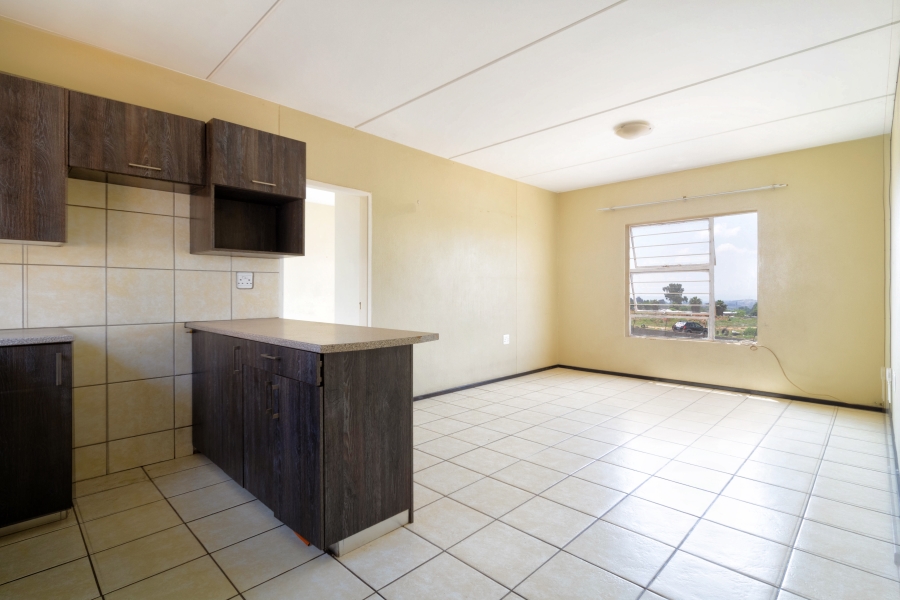 2 Bedroom Property for Sale in Honeypark Gauteng