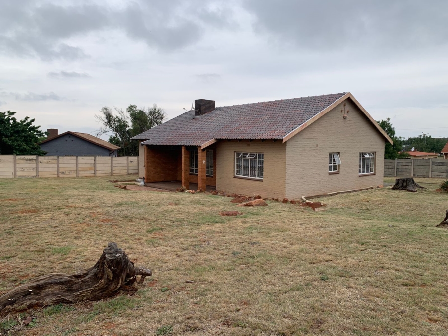 3 Bedroom Property for Sale in Hillshaven Gauteng