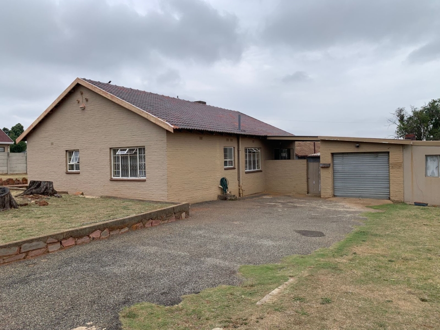 3 Bedroom Property for Sale in Hillshaven Gauteng