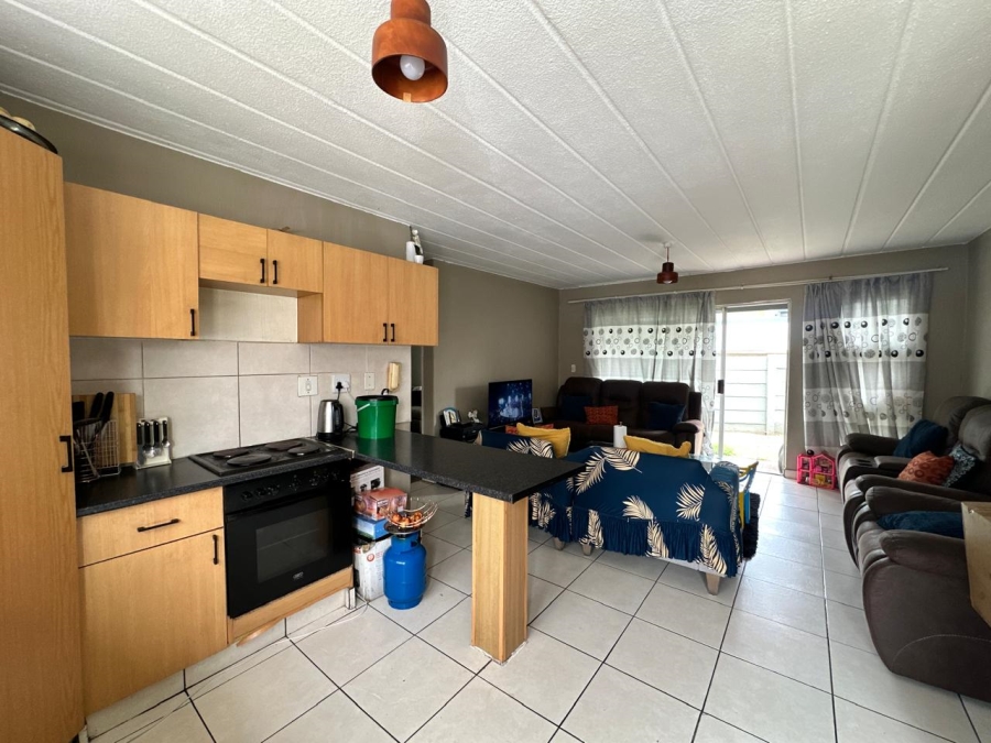 2 Bedroom Property for Sale in Verwoerdpark Gauteng