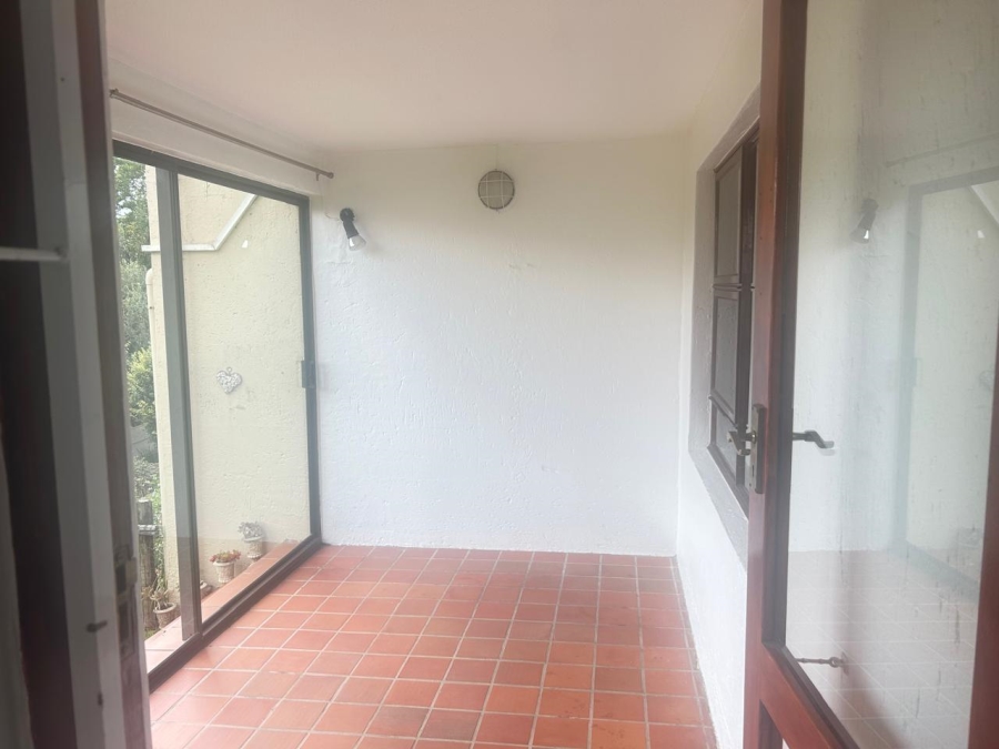 To Let 2 Bedroom Property for Rent in Weltevreden Park Gauteng