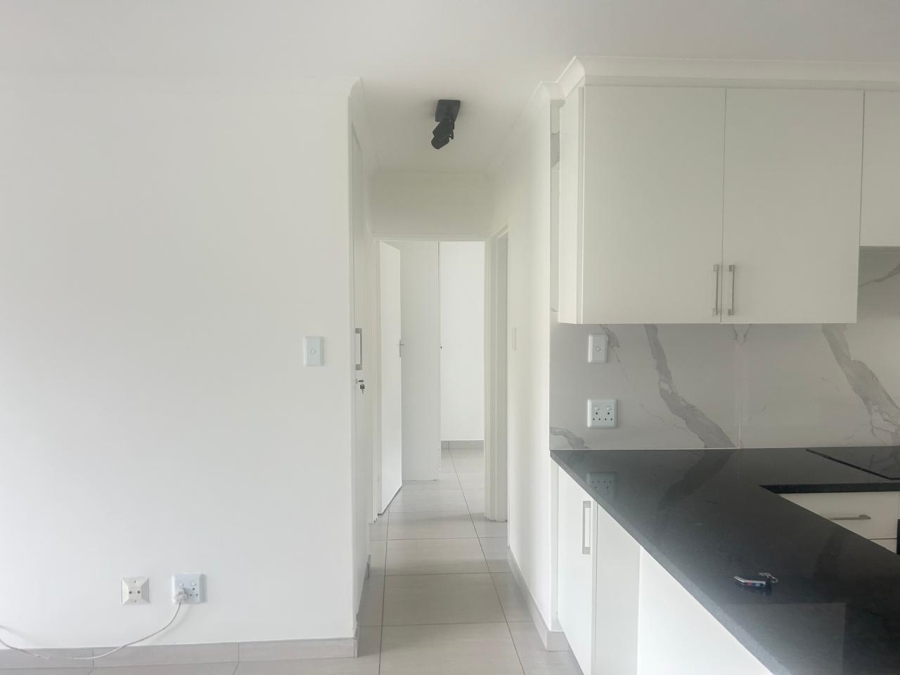 To Let 2 Bedroom Property for Rent in Weltevreden Park Gauteng