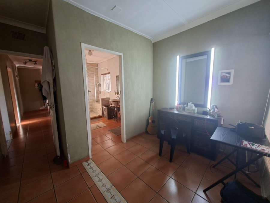 4 Bedroom Property for Sale in Three Rivers Gauteng