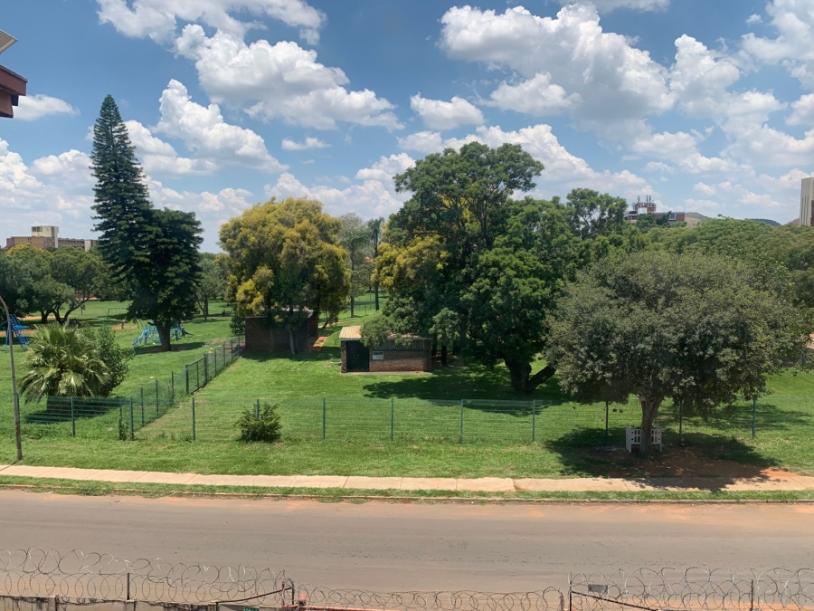 To Let 2 Bedroom Property for Rent in Pretoria North Gauteng