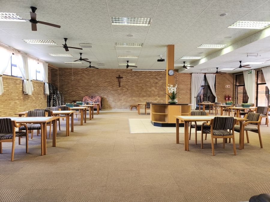 1 Bedroom Property for Sale in Garsfontein Gauteng