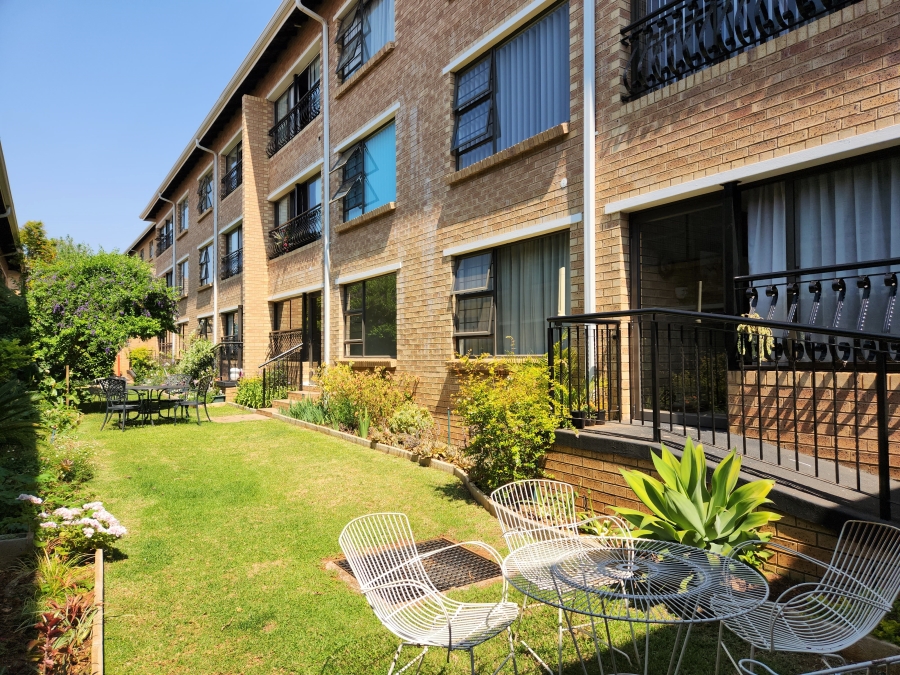 1 Bedroom Property for Sale in Garsfontein Gauteng