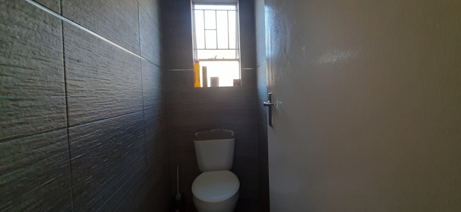 3 Bedroom Property for Sale in Vanderbijlpark CE 7 Gauteng