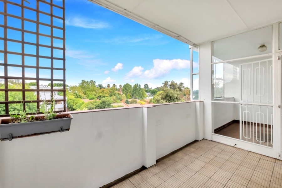 2 Bedroom Property for Sale in Illovo Gauteng