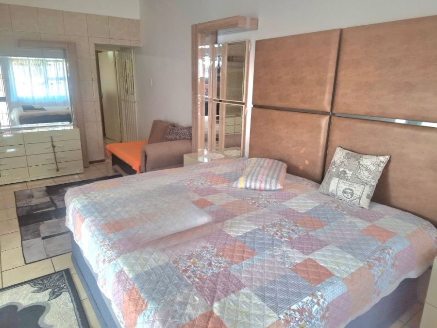 3 Bedroom Property for Sale in Westonaria Gauteng