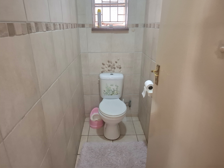 3 Bedroom Property for Sale in Westonaria Gauteng
