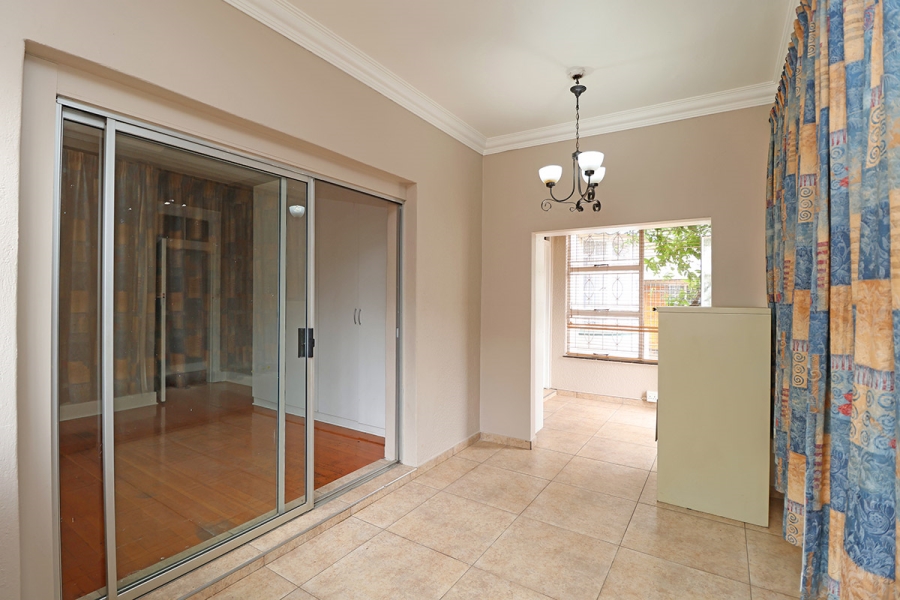 To Let 3 Bedroom Property for Rent in Kensington Gauteng