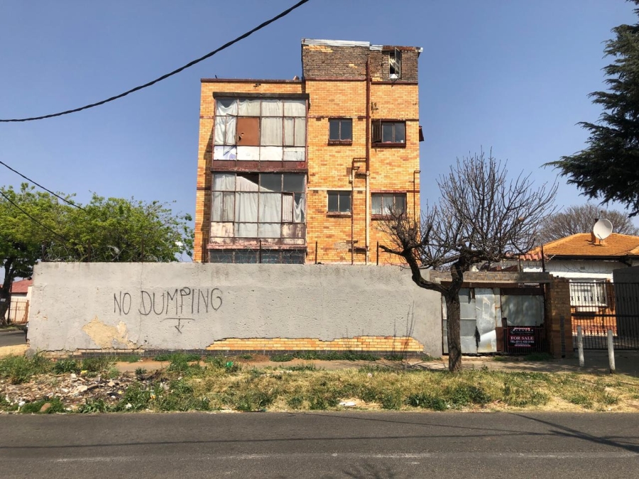 9 Bedroom Property for Sale in Kenilworth Gauteng