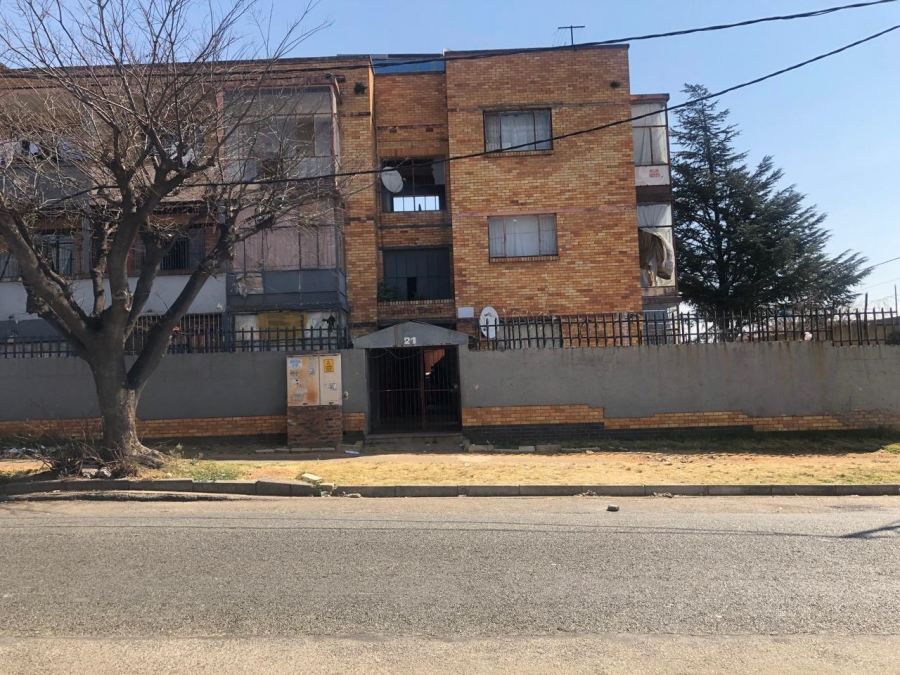 9 Bedroom Property for Sale in Kenilworth Gauteng