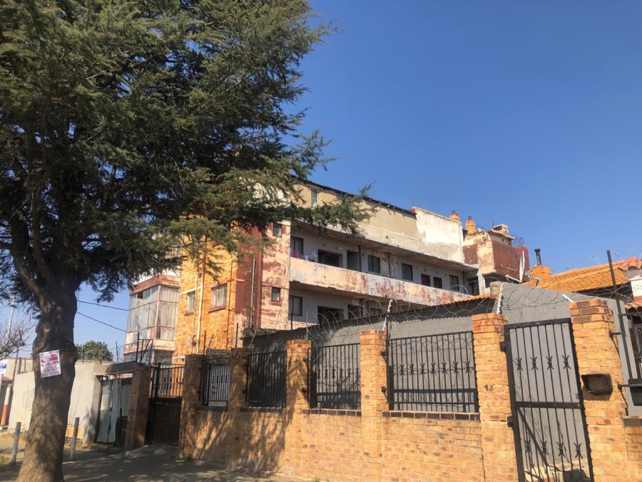 9 Bedroom Property for Sale in Kenilworth Gauteng