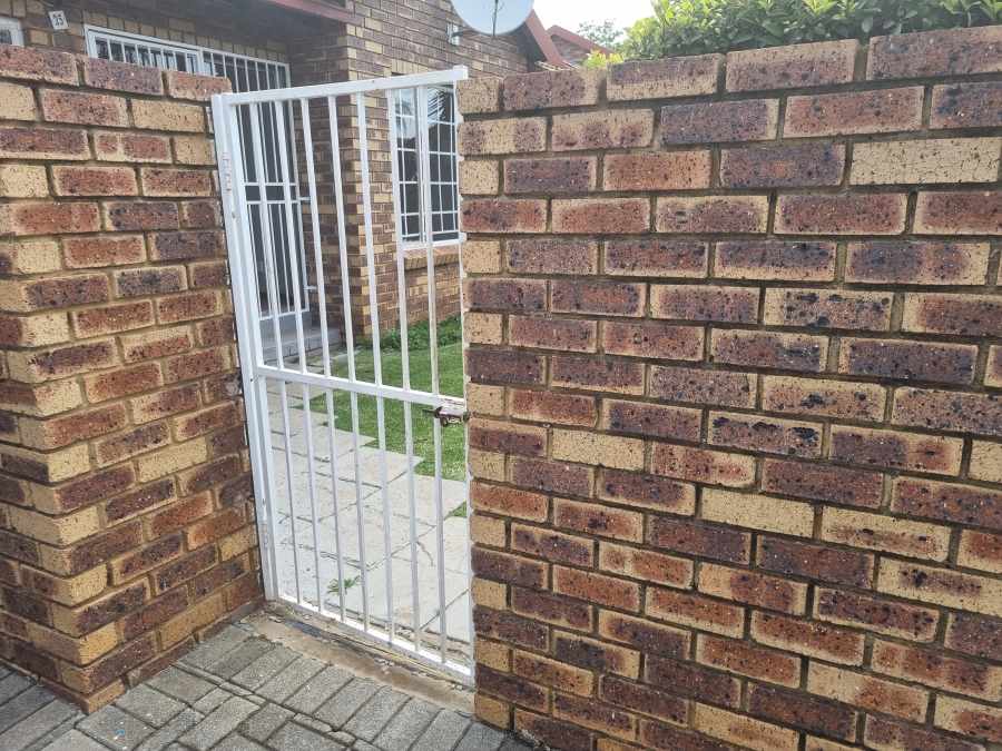 3 Bedroom Property for Sale in Meyerspark Gauteng