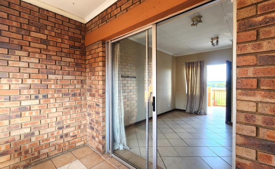 2 Bedroom Property for Sale in Mooikloof Ridge Gauteng