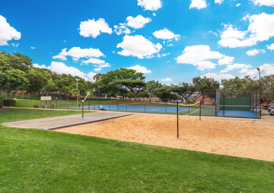 2 Bedroom Property for Sale in Mooikloof Ridge Gauteng