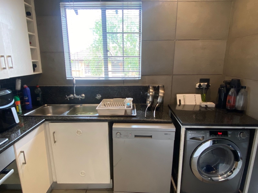 2 Bedroom Property for Sale in Moreleta Park Gauteng