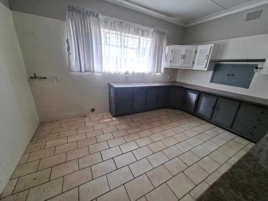 3 Bedroom Property for Sale in Selcourt Gauteng