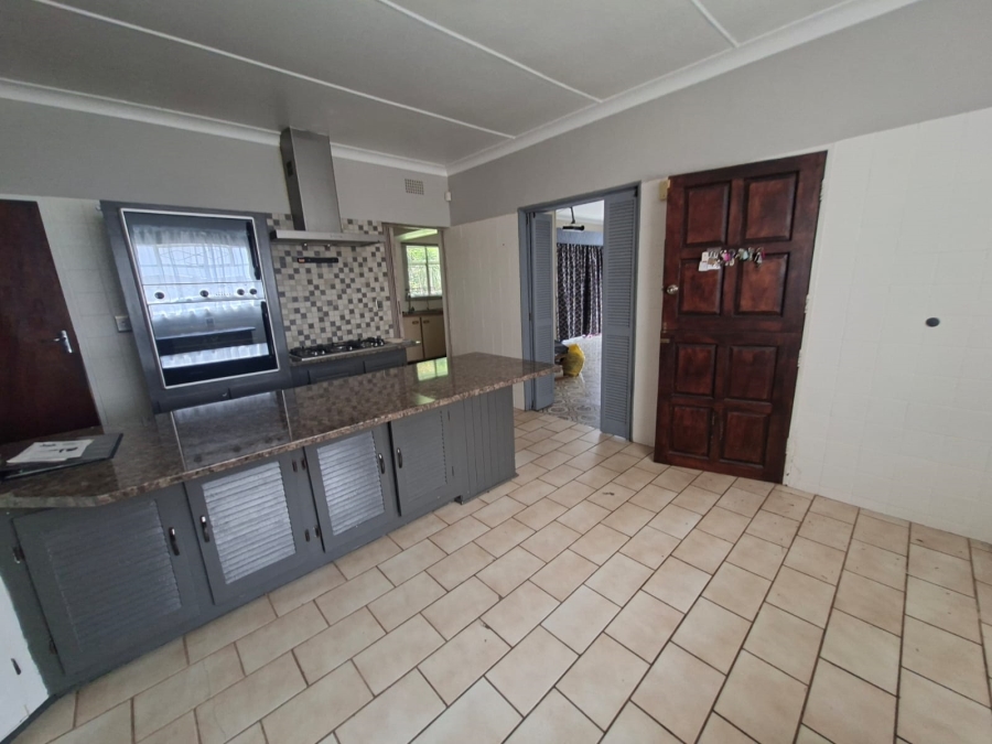 3 Bedroom Property for Sale in Selcourt Gauteng