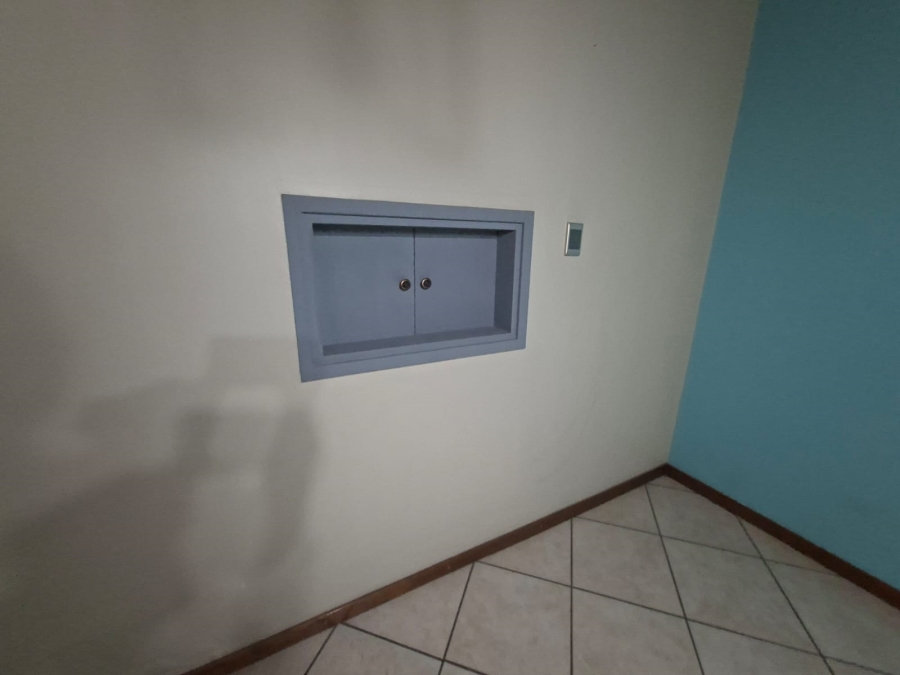 3 Bedroom Property for Sale in Selcourt Gauteng