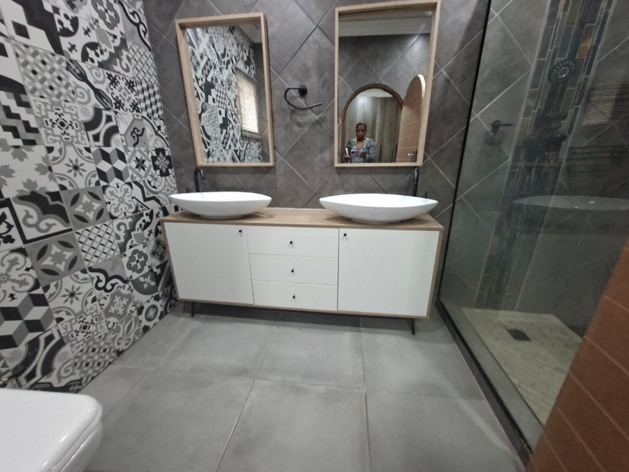 3 Bedroom Property for Sale in Selcourt Gauteng