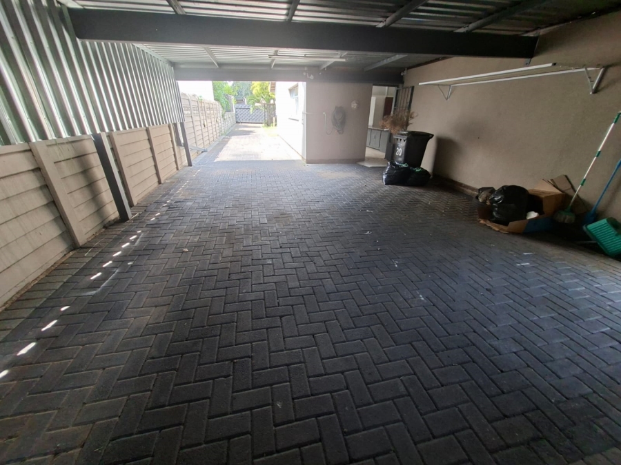 3 Bedroom Property for Sale in Selcourt Gauteng